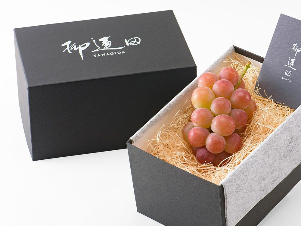 竹野葡萄園・柳蓮田ぶどう 夏銀河（悟紅玉）550g | 安心堂 食のSELECT