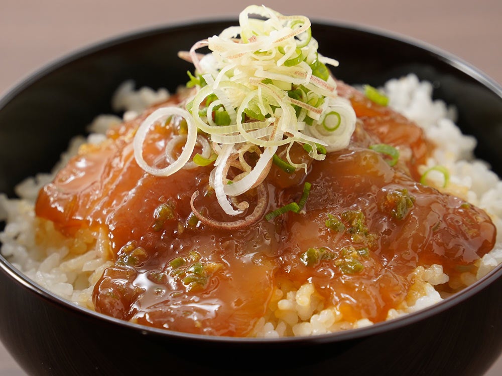 上野屋・北海道松前産 殻付き生うに（1kg）約10個 | 安心堂 食のSELECT